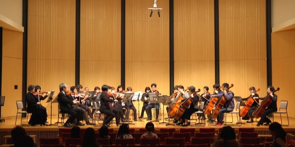 1.JOY&ISO STRINGS(弦楽合奏)